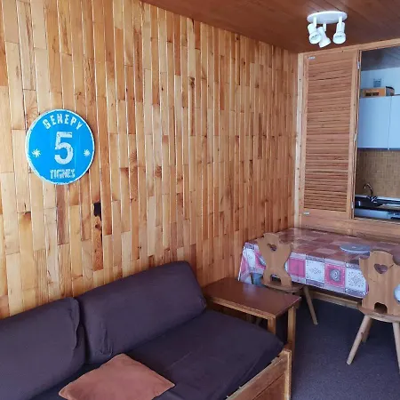 Au Pied Des Pistes Avec Balcon Sud A Appartement